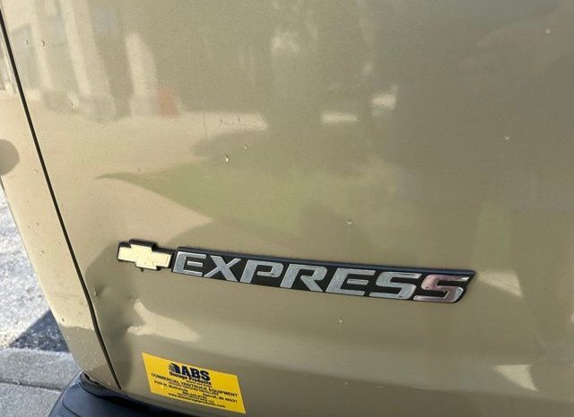2017 Chevrolet Express 2500 Work Van – BC261390A full