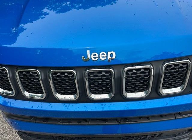 2023 Jeep Compass Latitude Lux – BCP0341 full