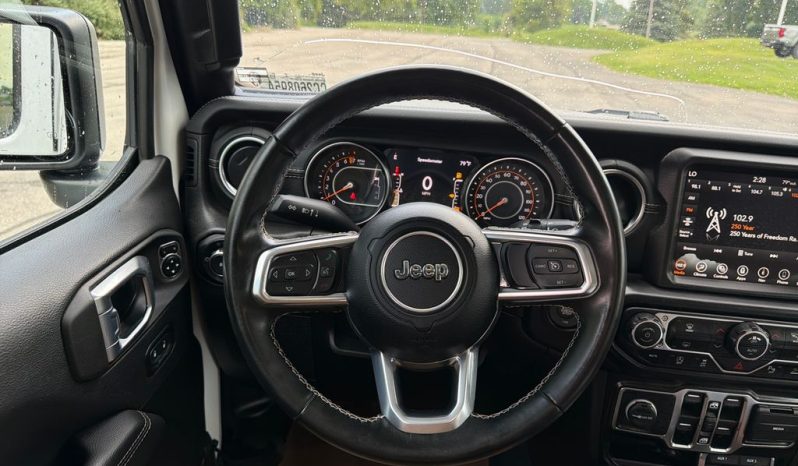 2022 Jeep Wrangler Unlimited Sahara – CC260895A full