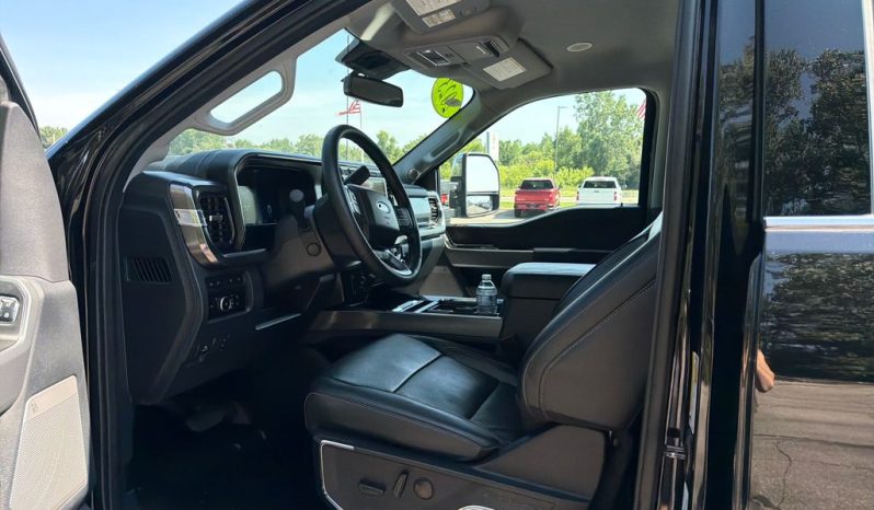 2023 Ford F-350SD Lariat – CC260708A full