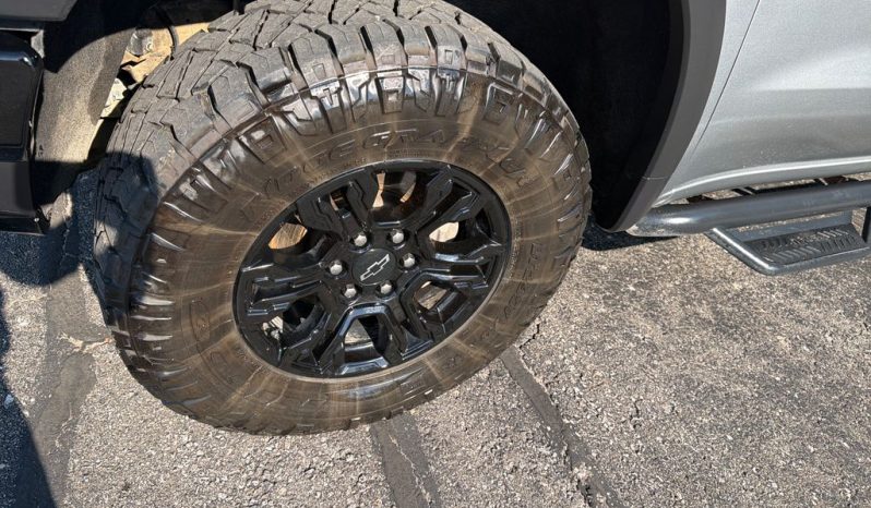 2024 Chevrolet Silverado 1500 ZR2 – CC2609912A full