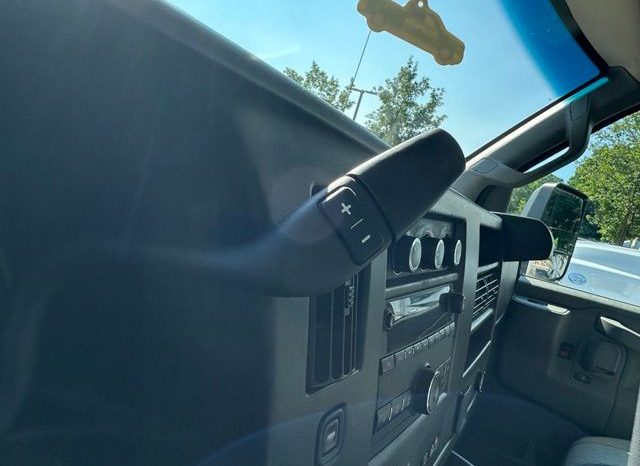 2020 GMC Savana Cutaway 4500 4500 Van – BC240056A full