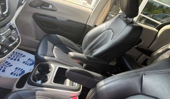 2024 Chrysler Pacifica Touring L – CCA0192 full