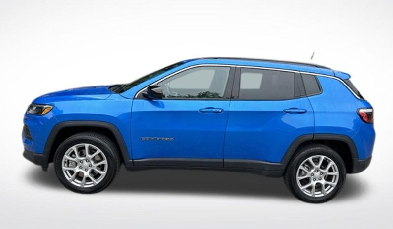 2023 Jeep Compass Latitude Lux – BCP0341 full