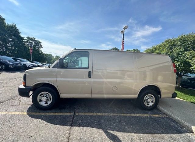 2017 Chevrolet Express 2500 Work Van – BC261390A full