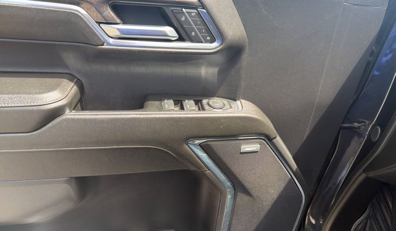 2024 Chevrolet Silverado 1500 LTZ – CC260878A full