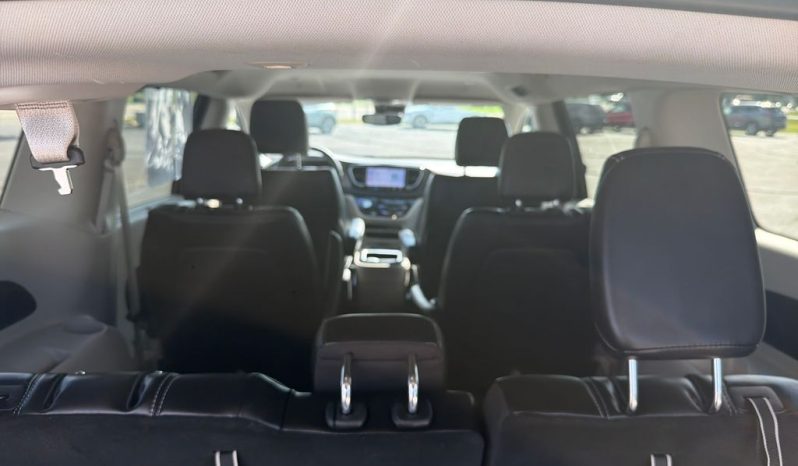 2024 Chrysler Pacifica Touring L – CCA0192 full