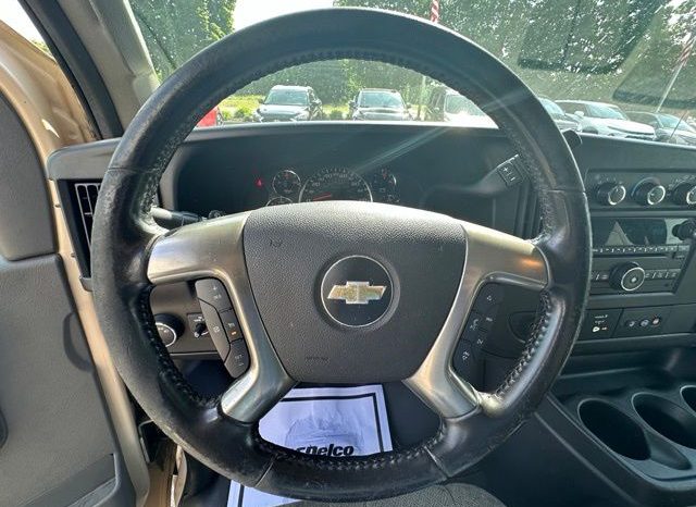2017 Chevrolet Express 2500 Work Van – BC261390A full