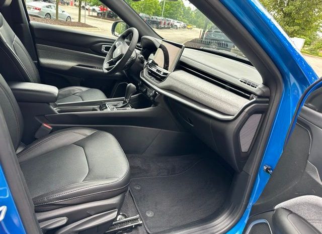 2023 Jeep Compass Latitude Lux – BCP0341 full