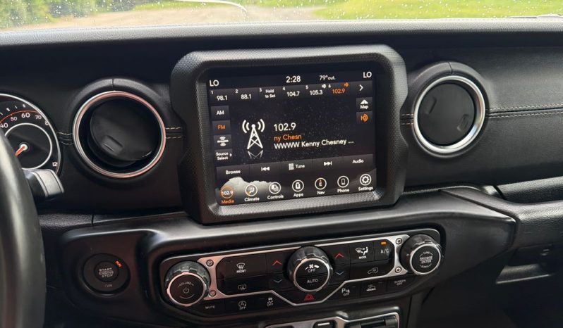 2022 Jeep Wrangler Unlimited Sahara – CC260895A full