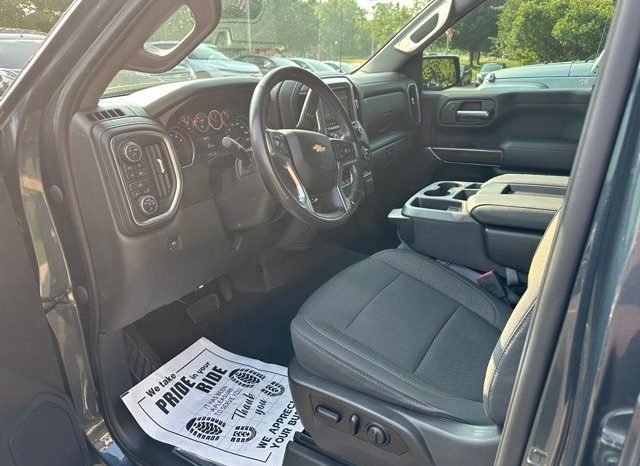 2020 Chevrolet Silverado 1500 LT – BC263035A full