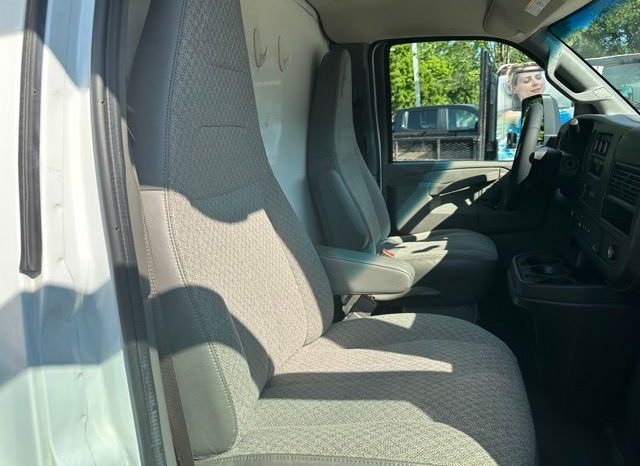 2020 GMC Savana Cutaway 4500 4500 Van – BC240056A full