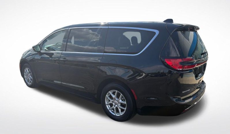 2024 Chrysler Pacifica Touring L – CCA0192 full