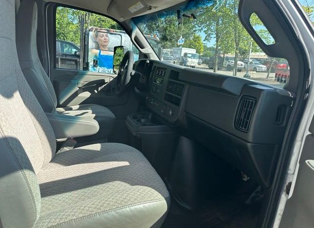 2020 GMC Savana Cutaway 4500 4500 Van – BC240056A full