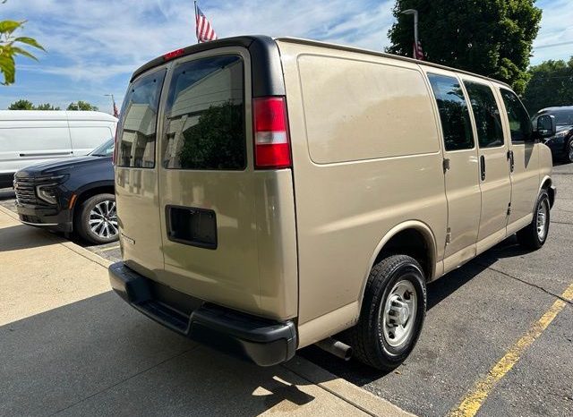 2017 Chevrolet Express 2500 Work Van – BC261390A full